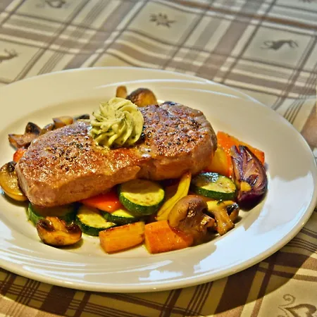 巴姆格鲁奈酒店 3* 奈拉