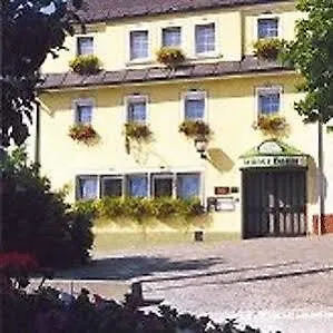 Grüner Baum